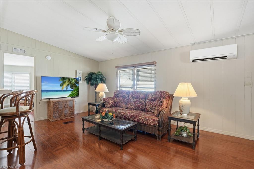 IMPERIAL BONITA ESTATES - Residential