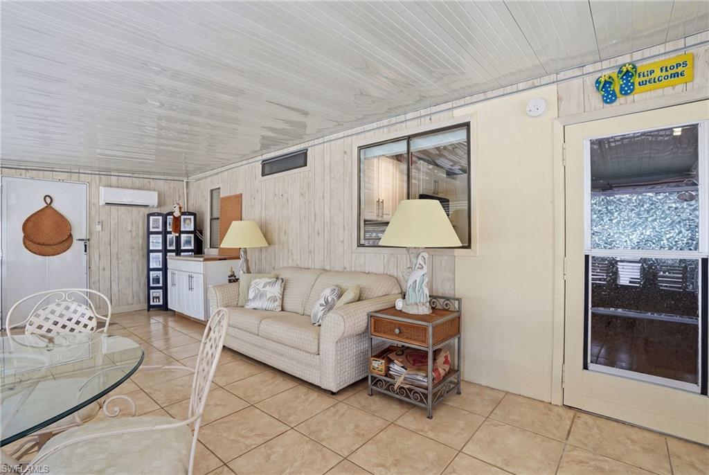 IMPERIAL BONITA ESTATES - Residential