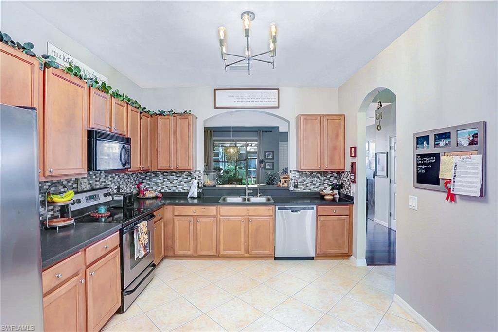 HEATHERSTONE - Residential