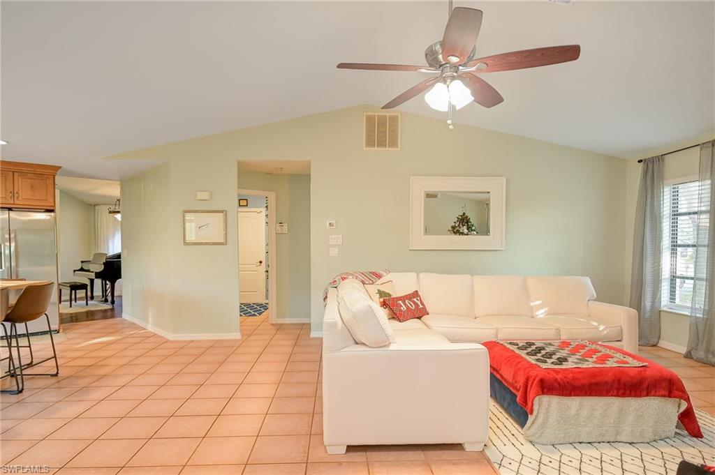 CALUSA WOODS - Residential