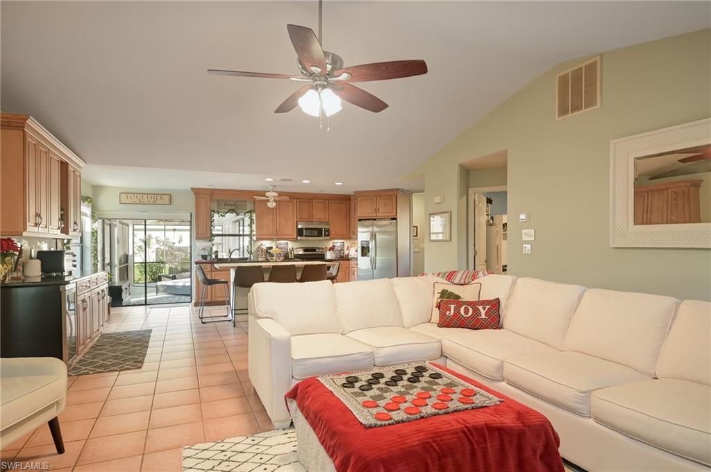 CALUSA WOODS - Residential