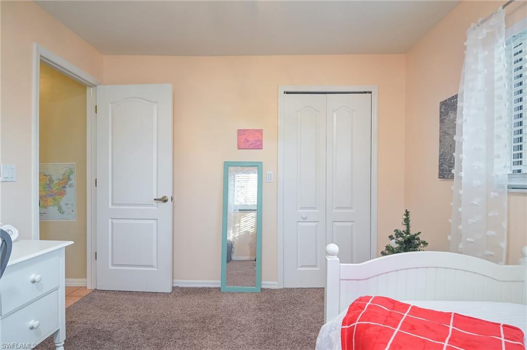 CALUSA WOODS - Residential