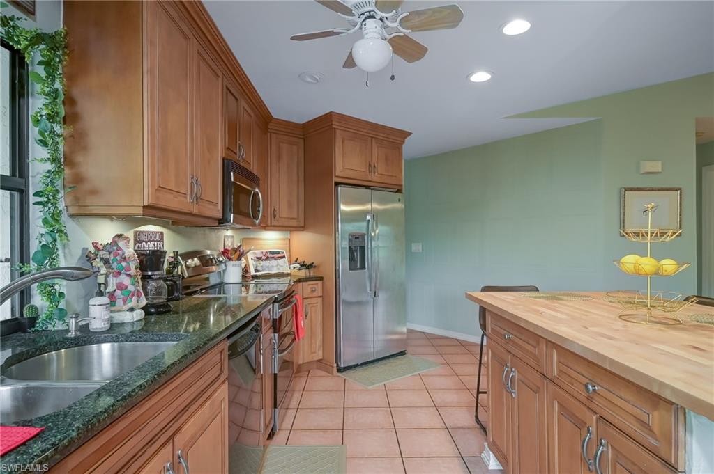 CALUSA WOODS - Residential