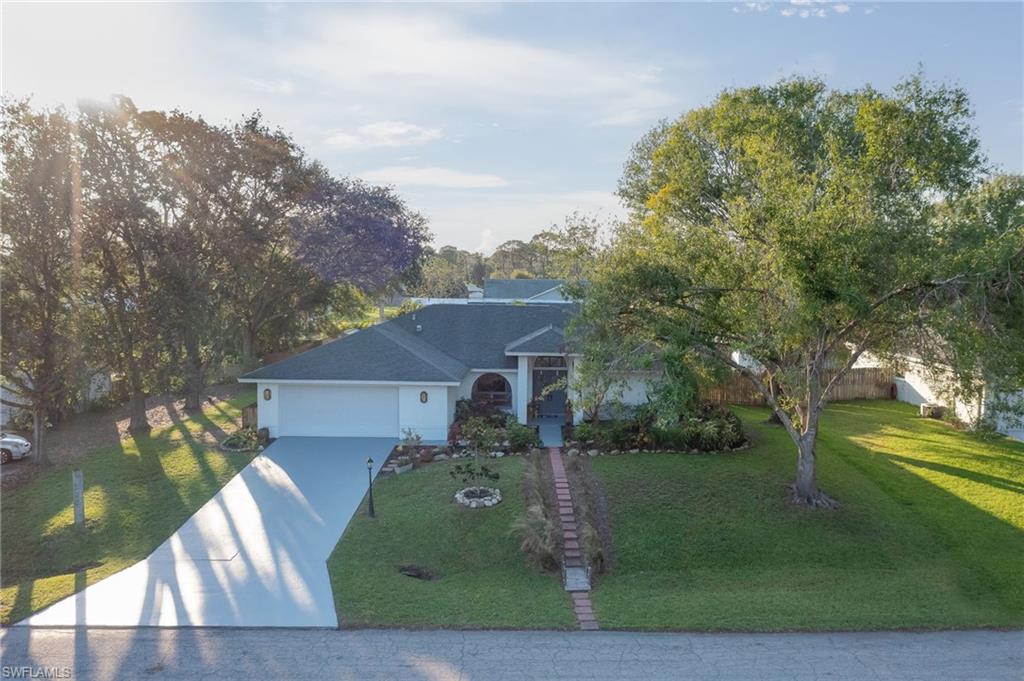 CALUSA WOODS - Residential