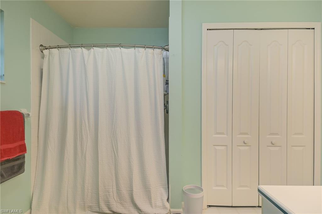 CALUSA WOODS - Residential