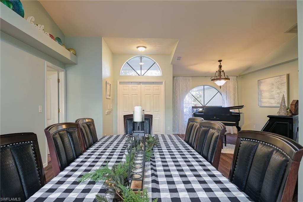 CALUSA WOODS - Residential