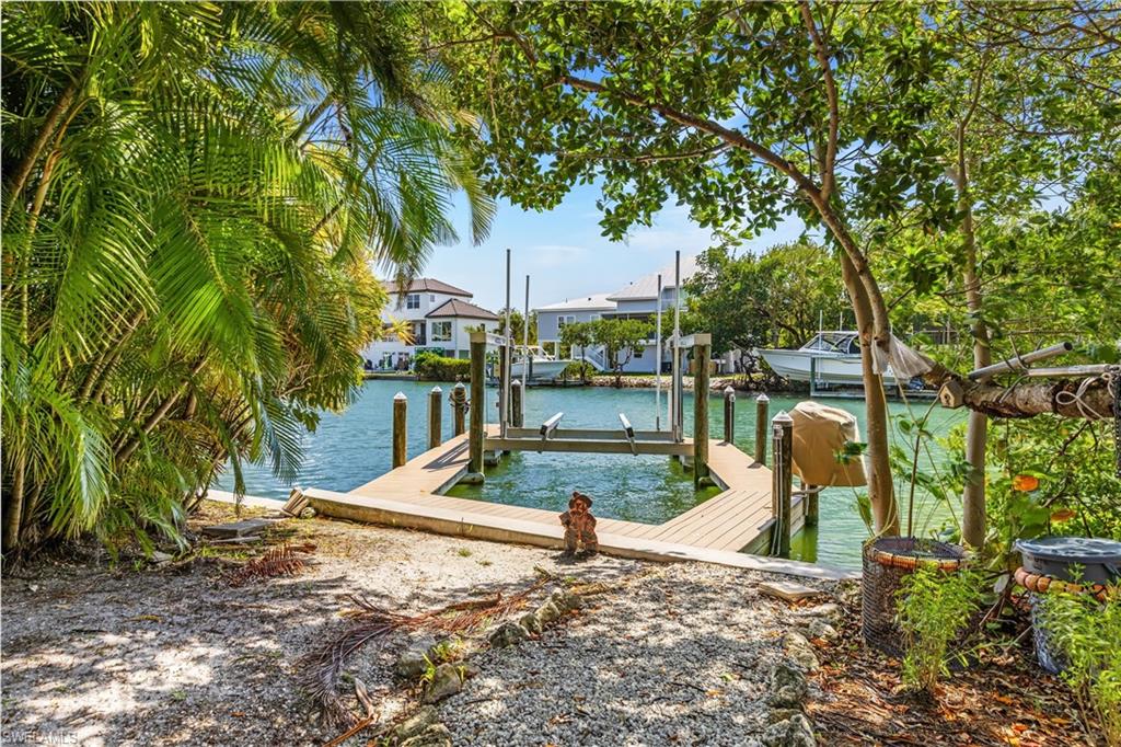 SANIBEL ISLES - Residential