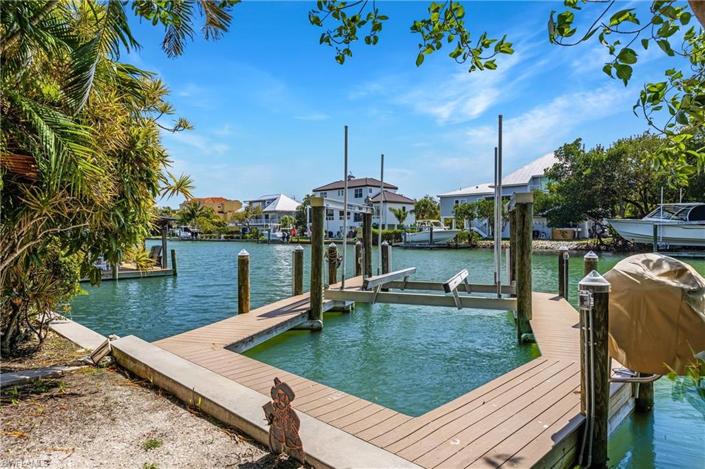 SANIBEL ISLES - Residential