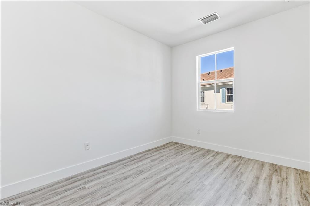 CAPE HARBOUR - Residential