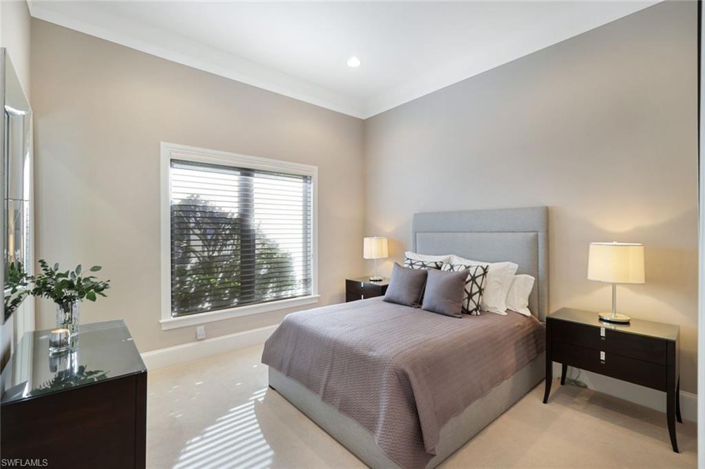 TRADITIONS - Residential