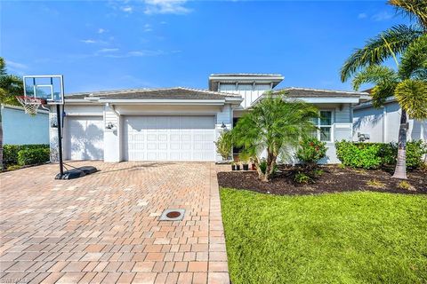 Photo of 28041 Captiva Shell LOOP, BONITA SPRINGS, FL 34135 (MLS # 226008236)