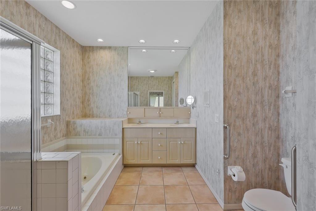 EMERALD COVE - Residential