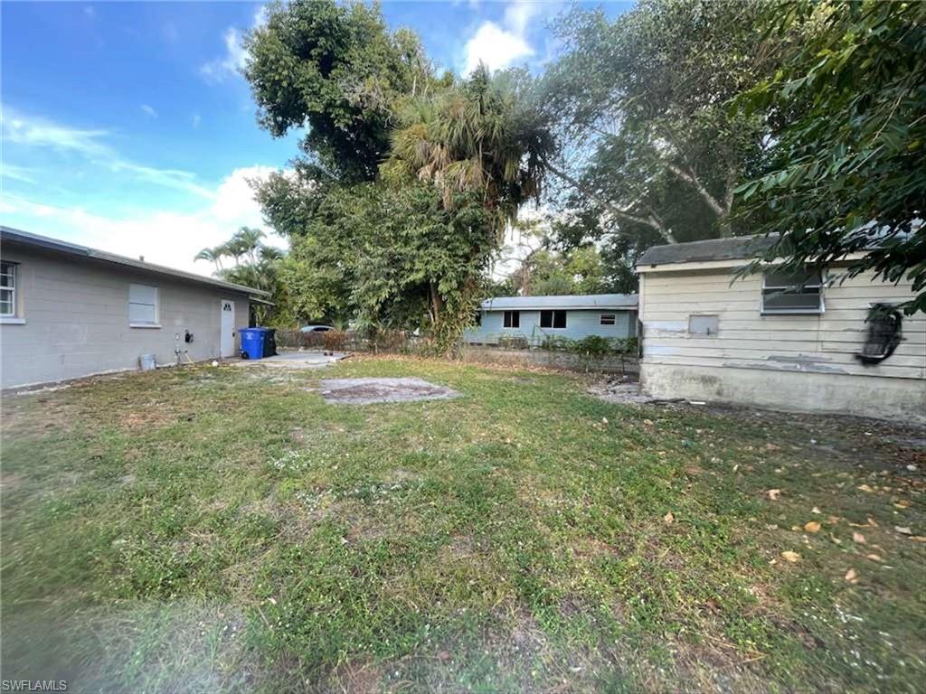 SANTA ANNA PARK - Residential Lease