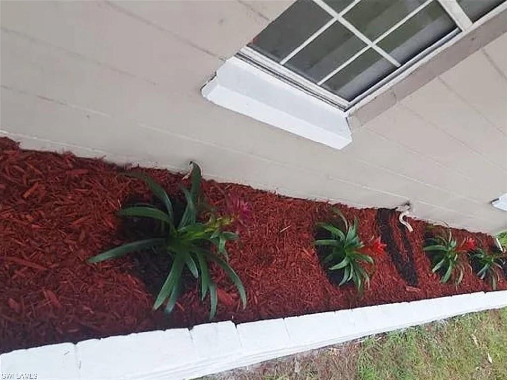 SANTA ANNA PARK - Residential Lease