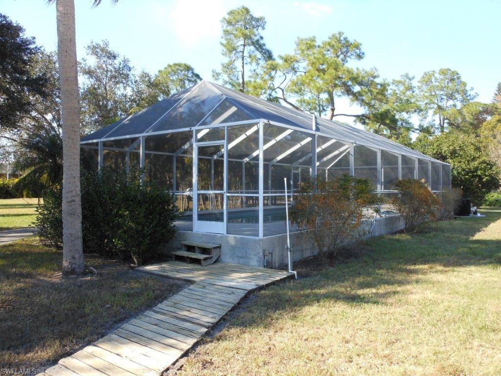 ACREAGE - Residential