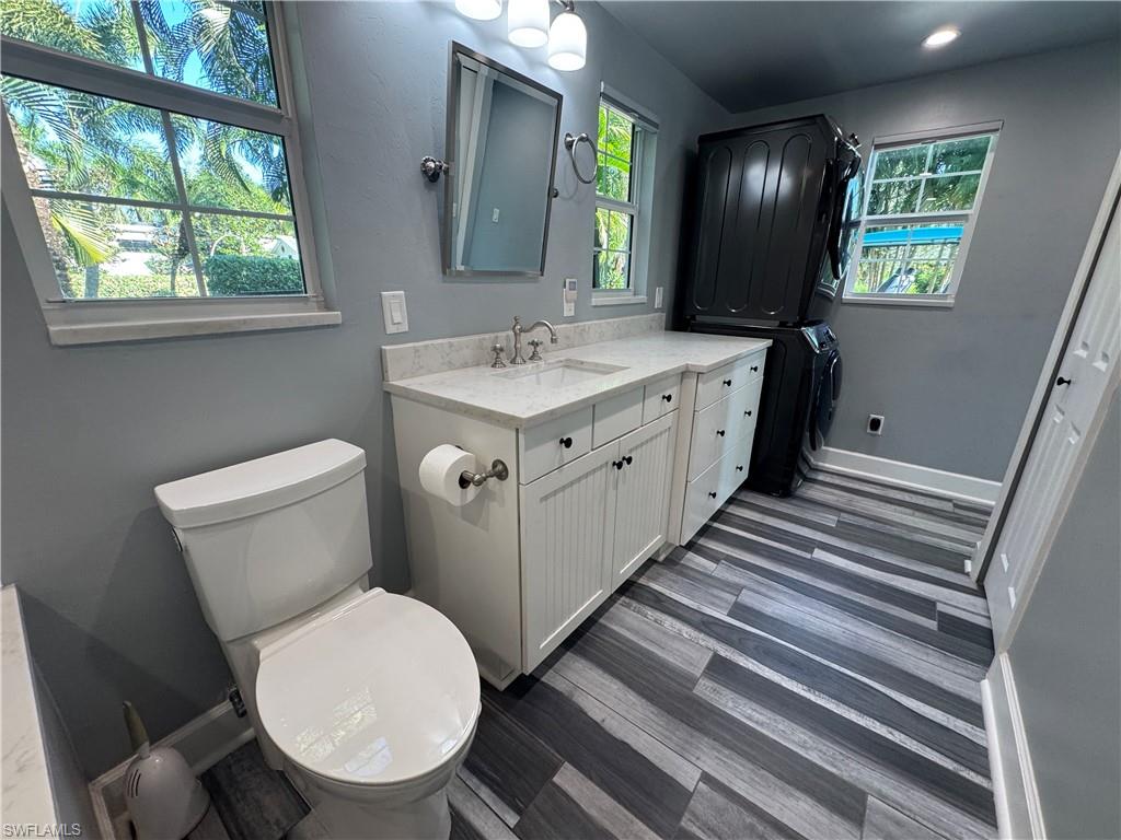 RIVERBEND MOTORCOACH RESORT - Land