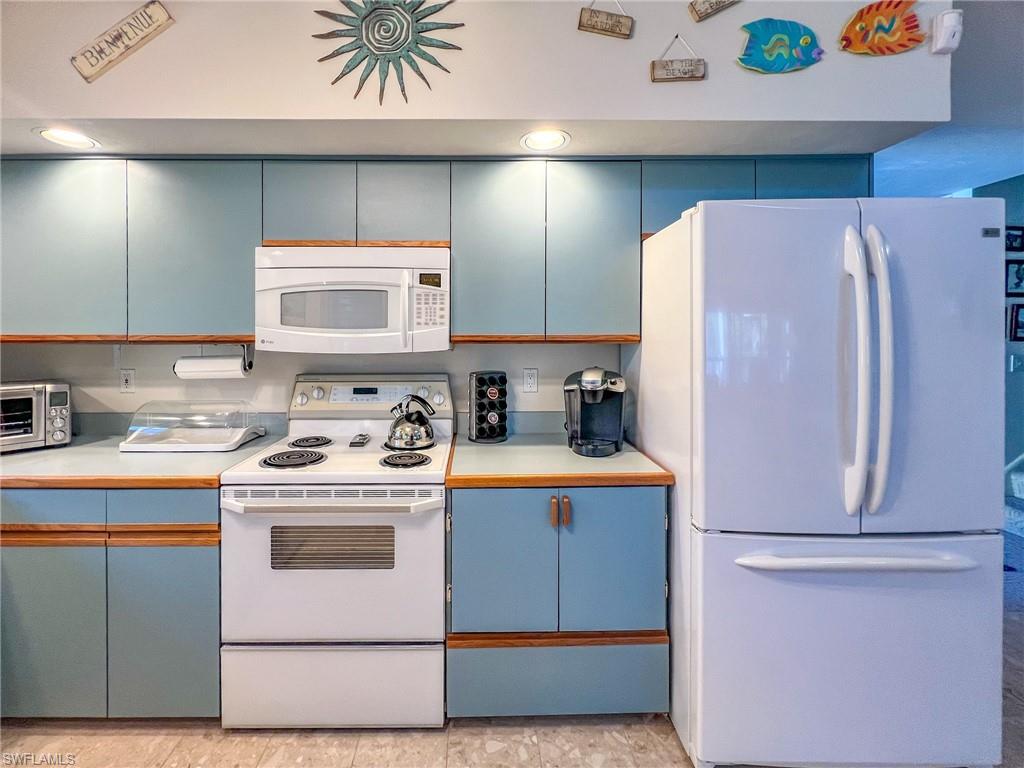 JOSE'S HIDEAWAY - Residential