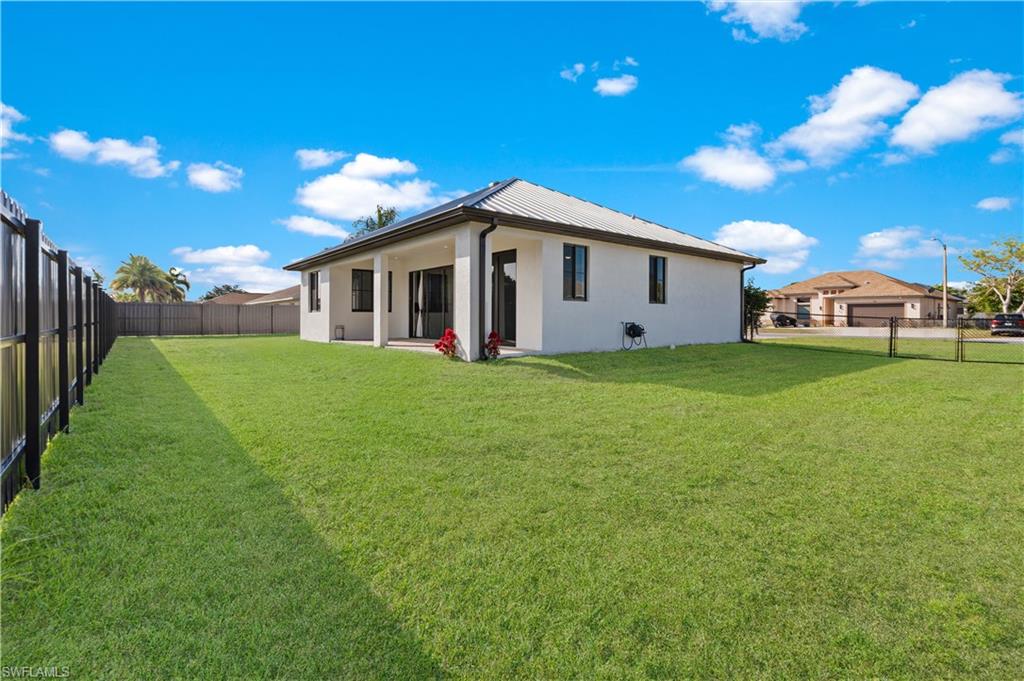 LEHIGH ACRES - Residential