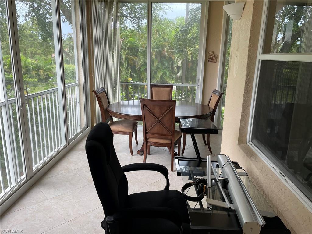 HUNTINGTON LAKES - Residential