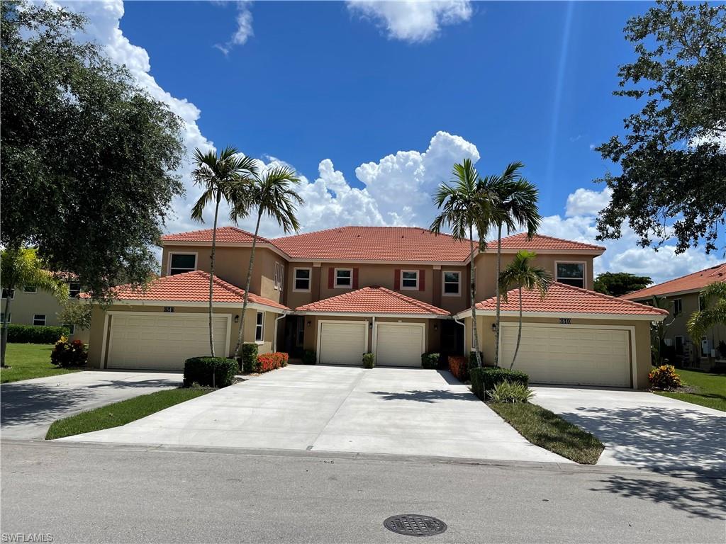 HUNTINGTON LAKES - Residential