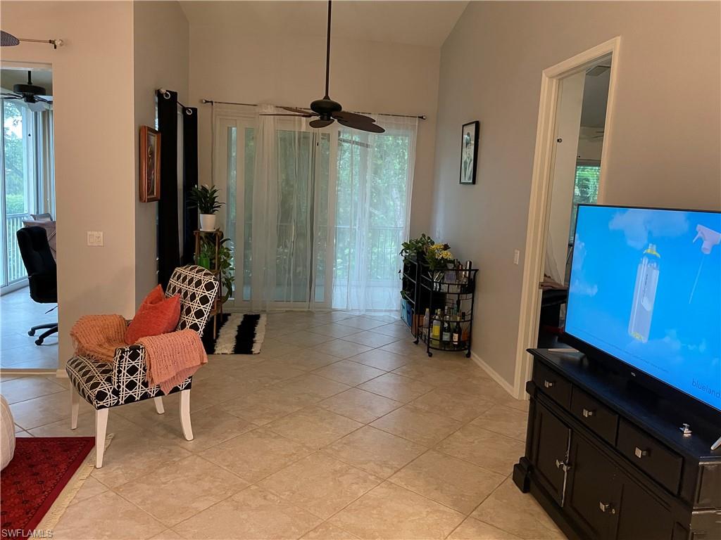 HUNTINGTON LAKES - Residential