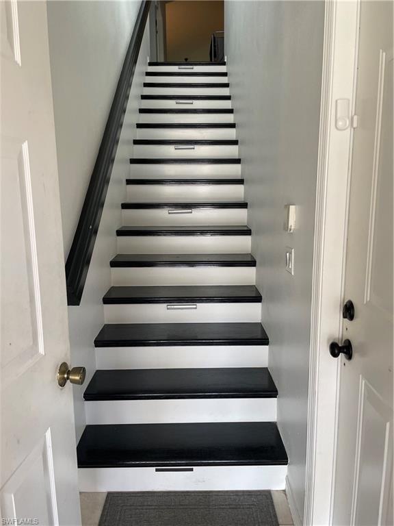 HUNTINGTON LAKES - Residential