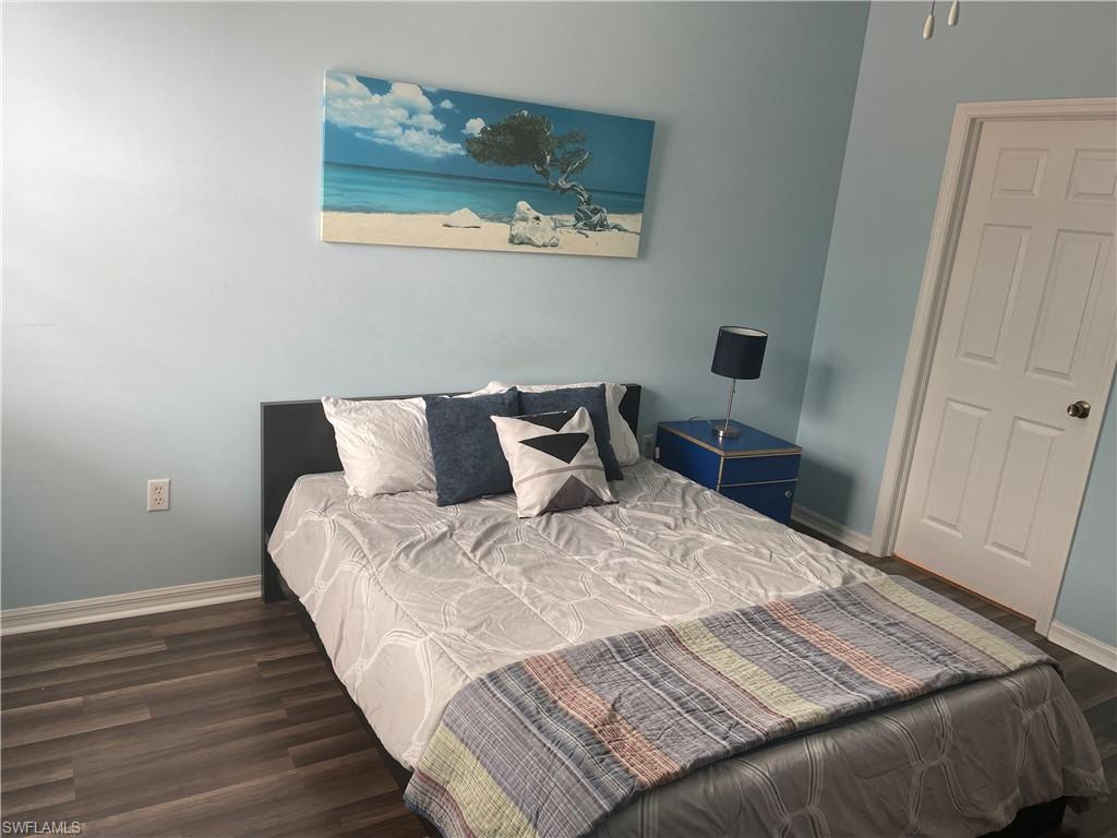 HUNTINGTON LAKES - Residential