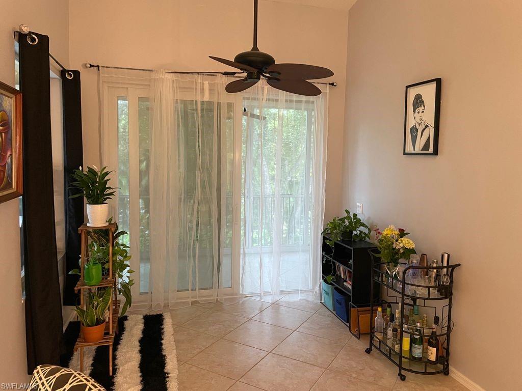 HUNTINGTON LAKES - Residential