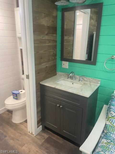 CYPRESS TRAIL RV RESORT - Land