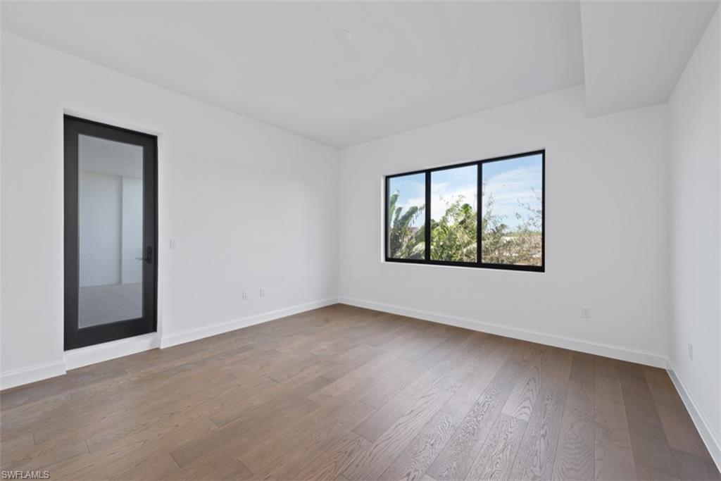 ELEVEN ELEVEN CENTRAL - Residential Lease