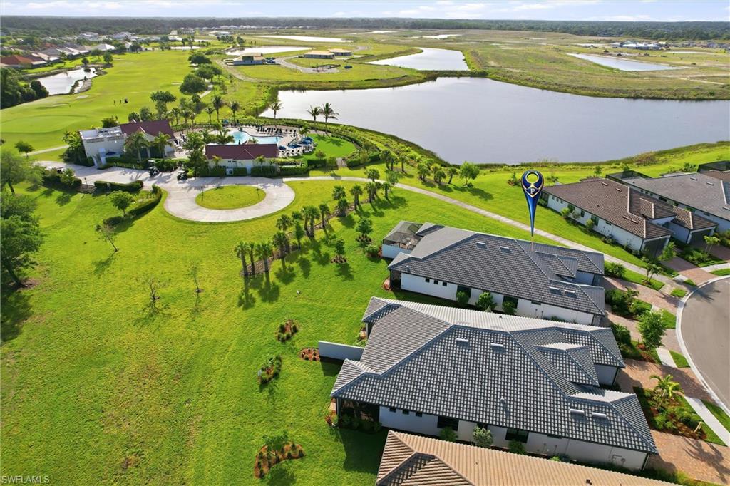 COUNTRY CLUB - Residential