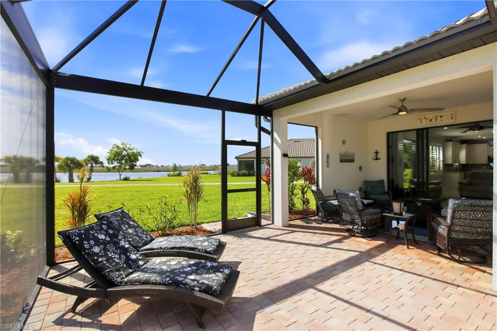 COUNTRY CLUB - Residential