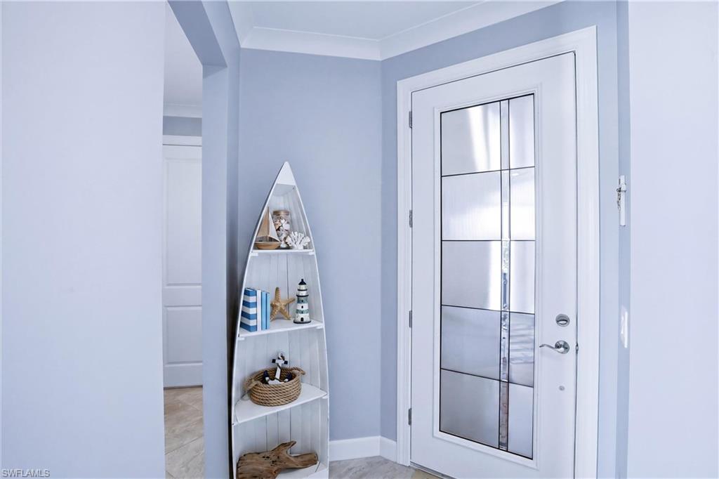 COUNTRY CLUB - Residential