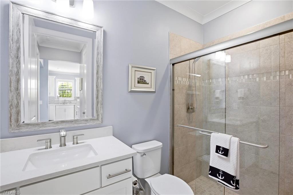 COUNTRY CLUB - Residential