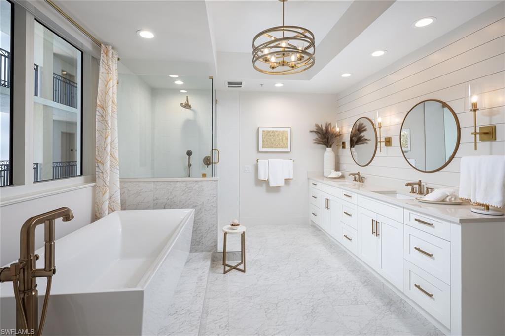 CASTELLA - Residential