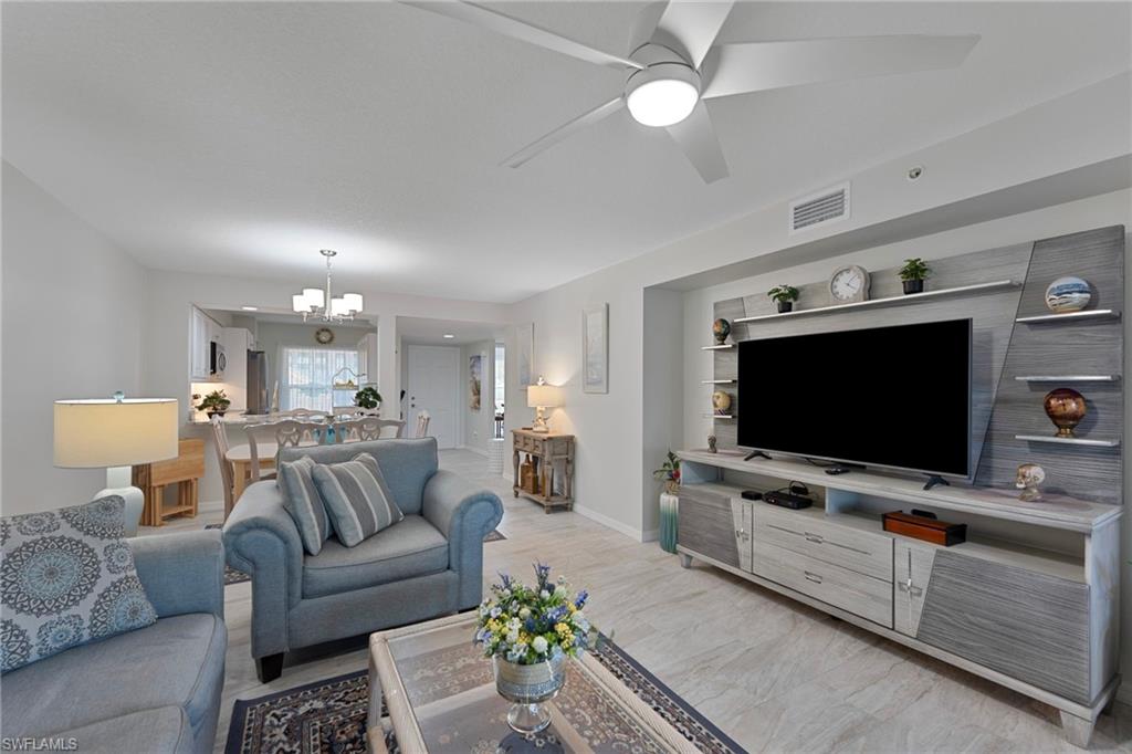 HUNTINGTON LAKES - Residential