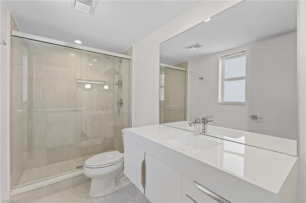 TWIN PALMS - Residential