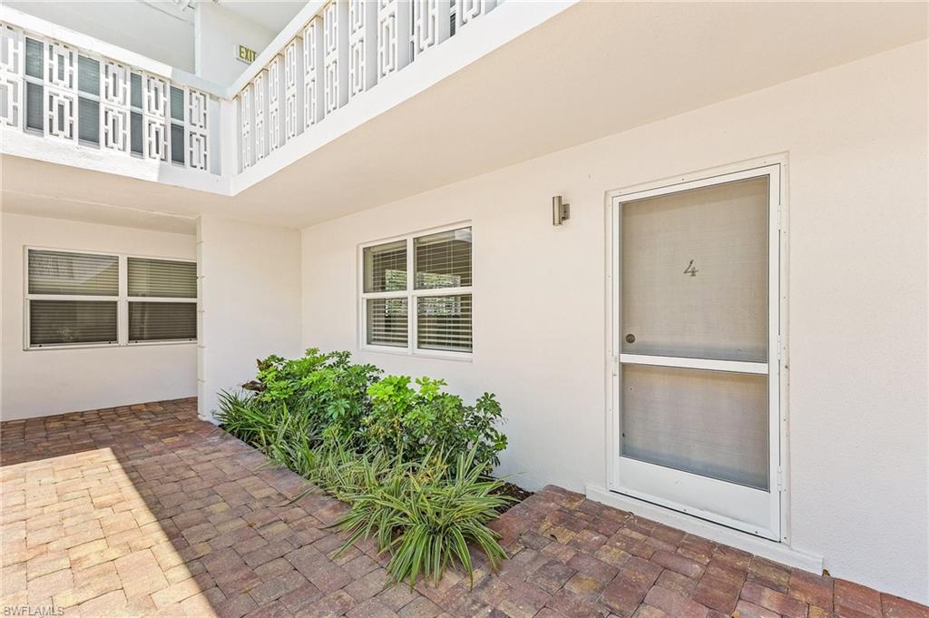 TWIN PALMS - Residential