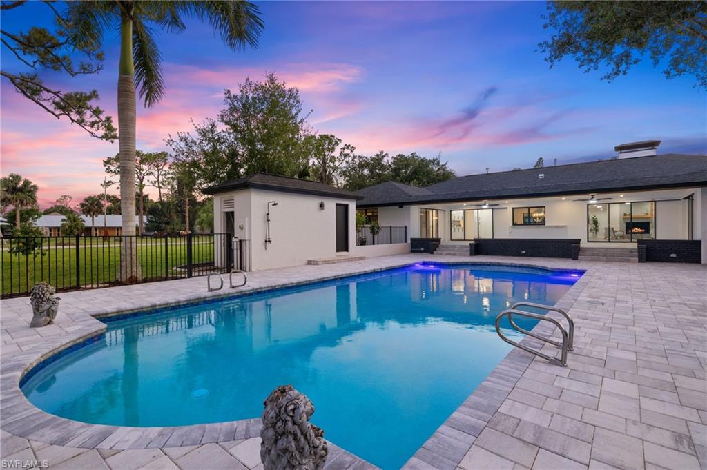 HERITAGE FARMS - Residential