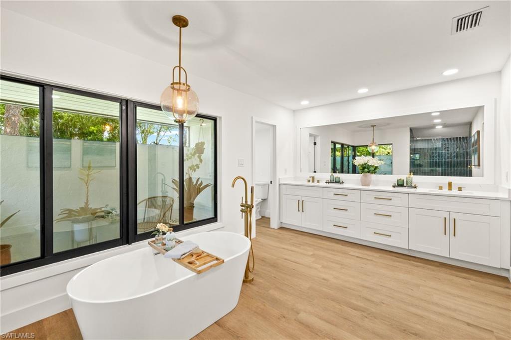 HERITAGE FARMS - Residential