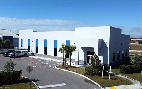 16320 Innovation LN 2 FORT MYERS FL 33913