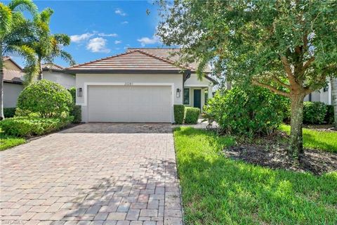 A home in ESTERO