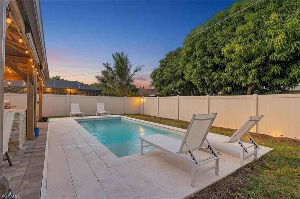 Photo of 523 107th AVE N, NAPLES, FL 34108 (MLS # 225082323)