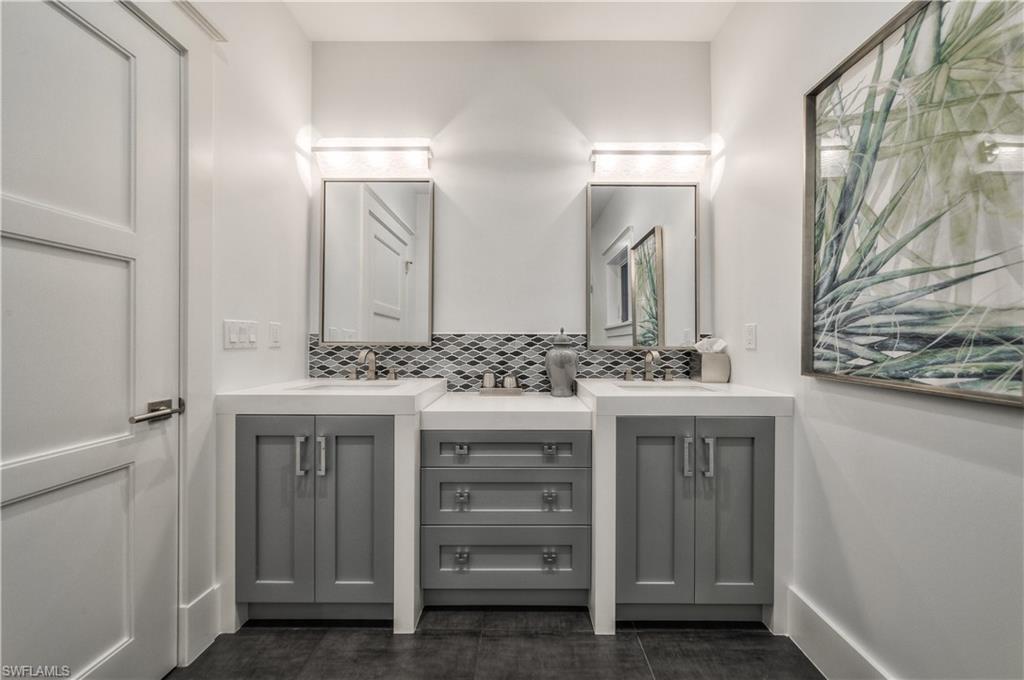 MOORINGS - Residential