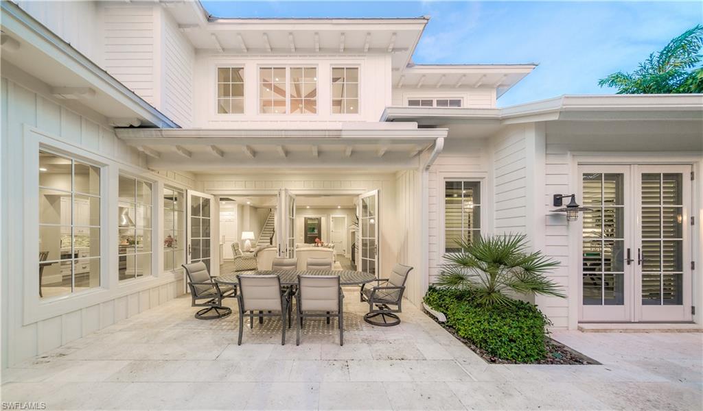 MOORINGS - Residential