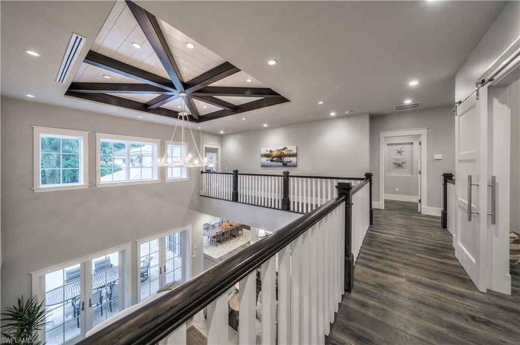 MOORINGS - Residential