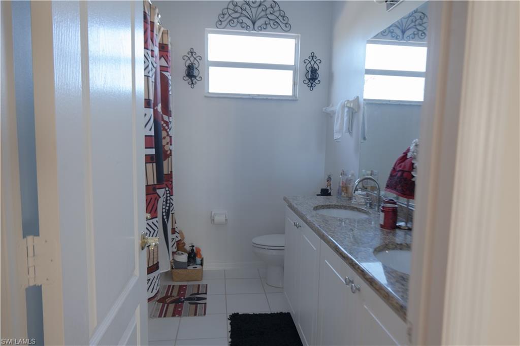 OLYMPIA POINTE - Residential