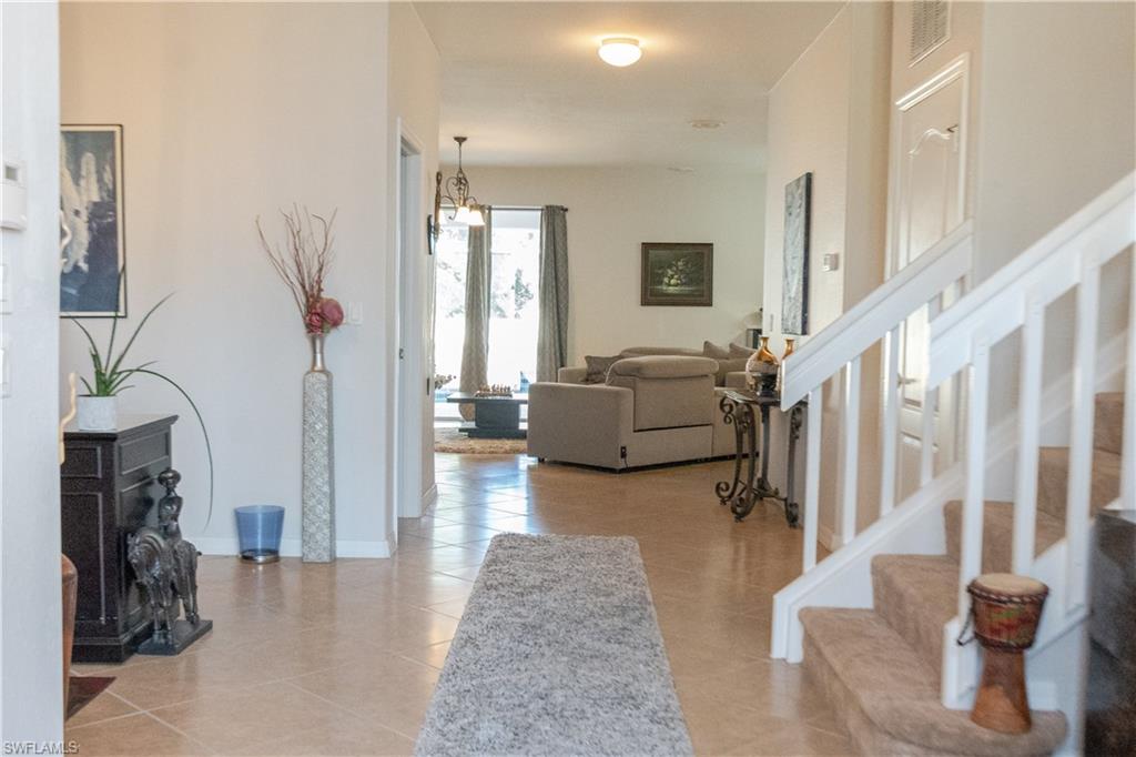 OLYMPIA POINTE - Residential