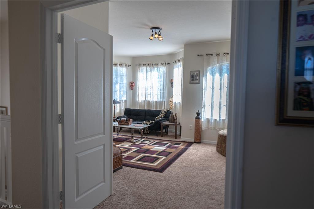 OLYMPIA POINTE - Residential