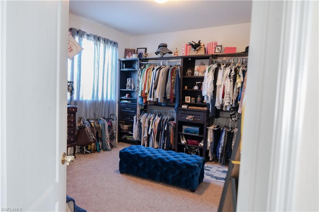 OLYMPIA POINTE - Residential